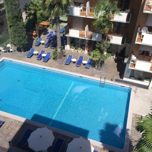 piscina hotel 